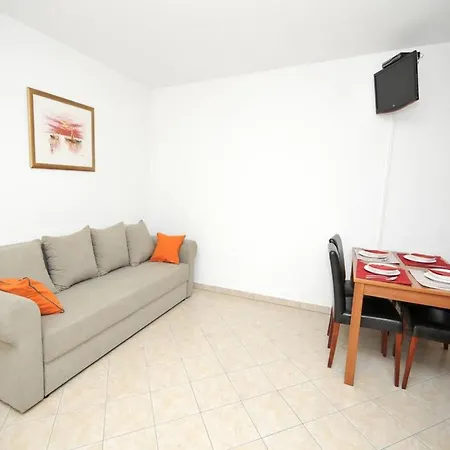 Moonlight - One Bedroom With Large Terrace Classic Daire *