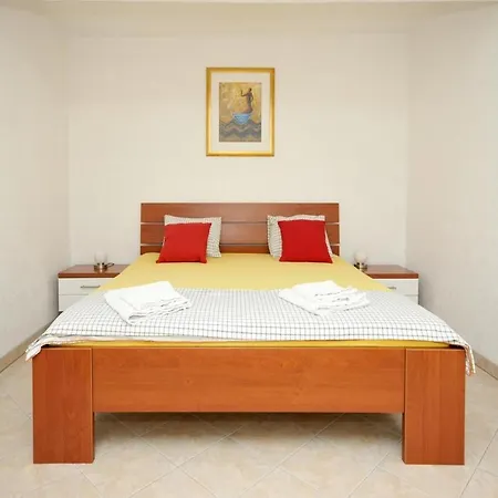 Moonlight - One Bedroom With Large Terrace Classic Daire *