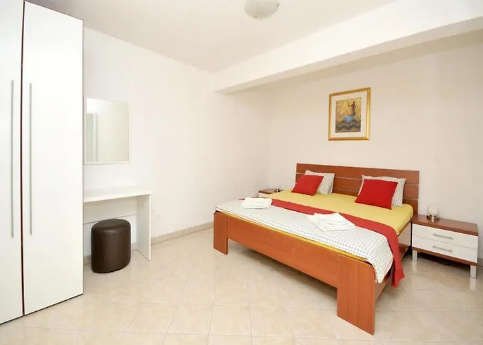 Daire Moonlight - One Bedroom With Large Terrace Classic Trogir