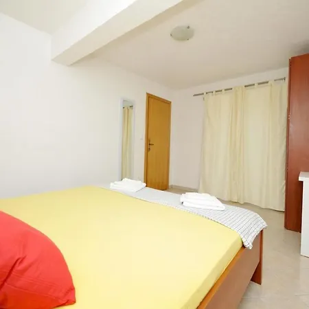 Lägenhet Moonlight - One Bedroom With Large Terrace Classic