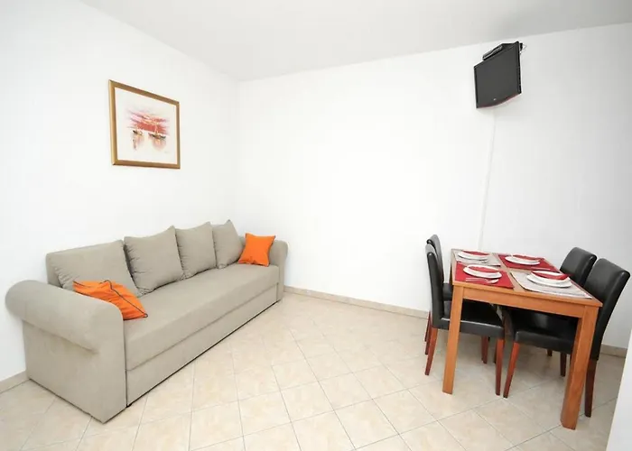 Moonlight - One Bedroom With Large Terrace Classic Lägenhet *