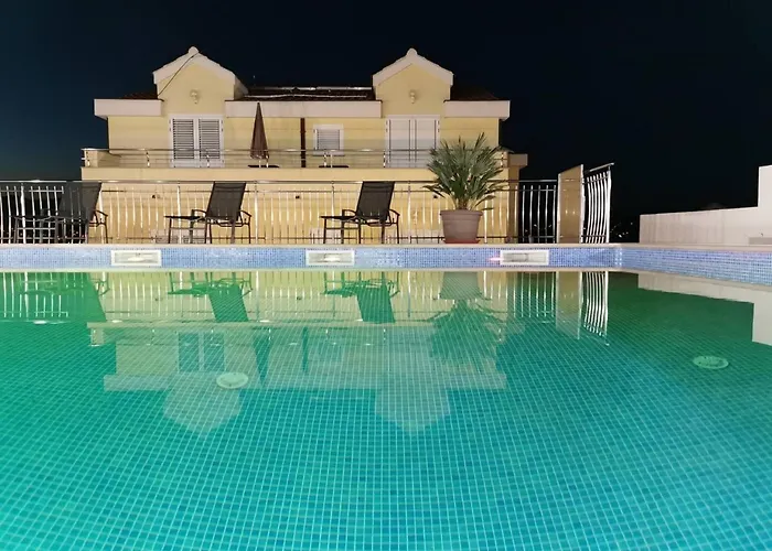 Moonlight - One Bedroom With Large Terrace Classic * Trogir
